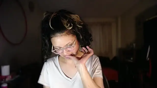 You_Ana31's Live XXX Chat