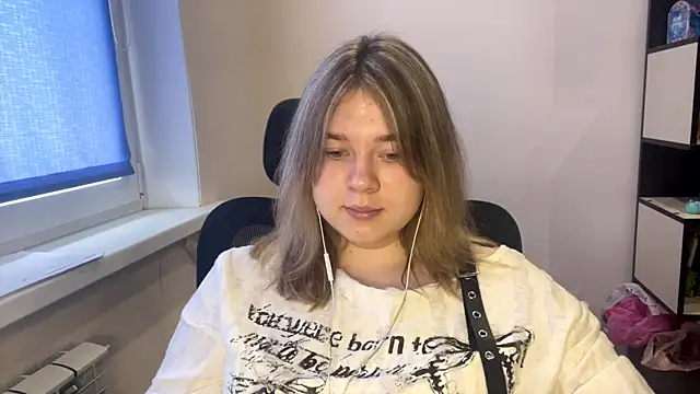 TomikoPfau – webcam-show