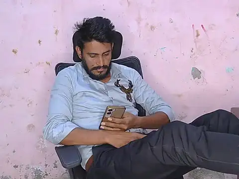 Онлайн чат XXX HotXKrish