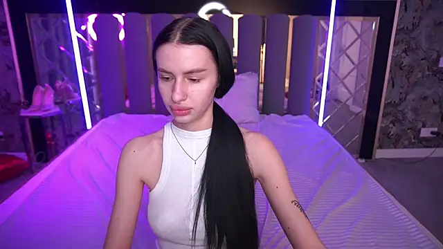 Snow_WhiteeeX: онлайн-секс-чат