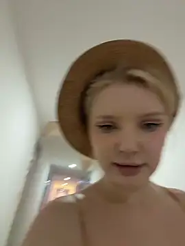 AmmyHot: онлайн-секс-чат