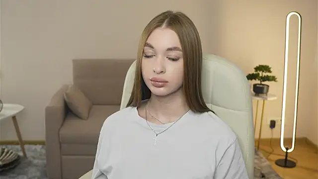 SangVivoloのライブXXXチャット