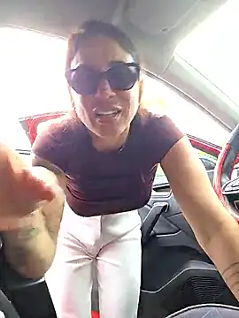 sexy7883: онлайн-секс-чат