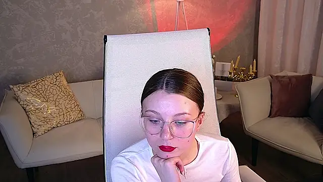 ElliFrankenweenie's Live XXX Chat