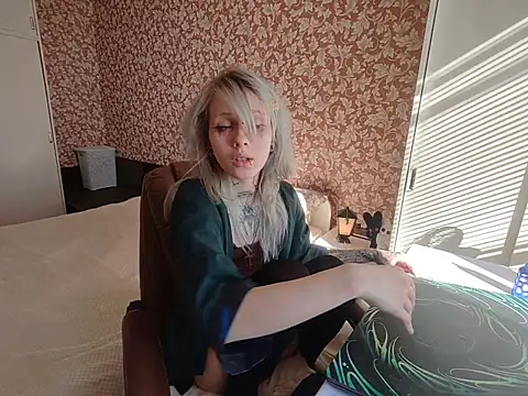 StijenaHunt: онлайн-секс-чат