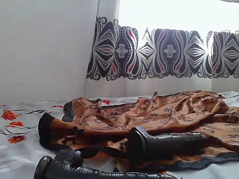 crusherma Adlı Modelin Web Kamerası Şovu