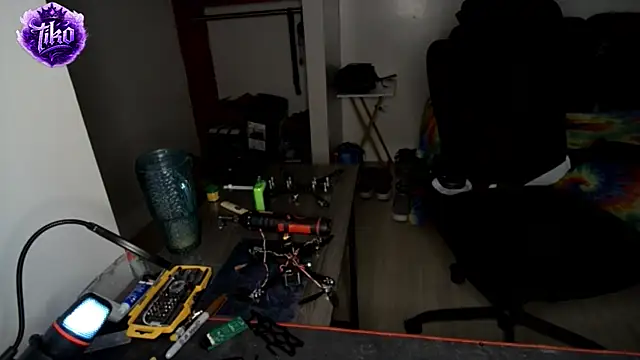 Zander823 即時 XXX 聊天