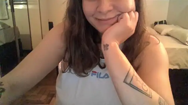 xxxluana's Live XXX Chat