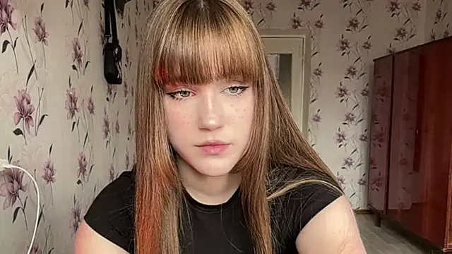 AnnaWaspのライブXXXチャット