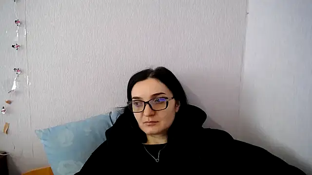 Shiny_gine's Live XXX Chat