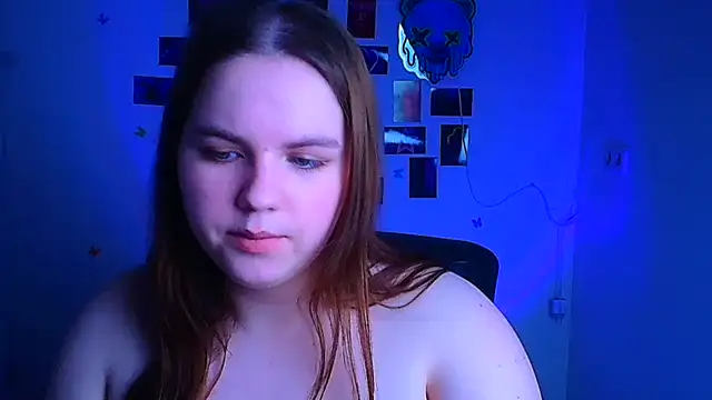 دردشة Kitty_Mia_Kitty الجنسية المباشرة