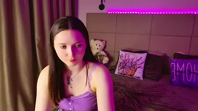 در دشة Tiny_BunnyX الجنسية المباشرة