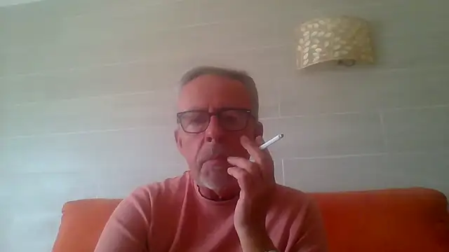 Pokazy przed kamerką – tuggy59