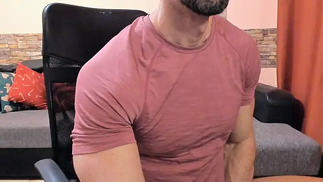 Chat +18 de HotHunkTrainer ao vivo