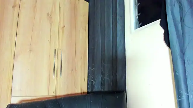 RobertaxGutierrez's Webcam Show