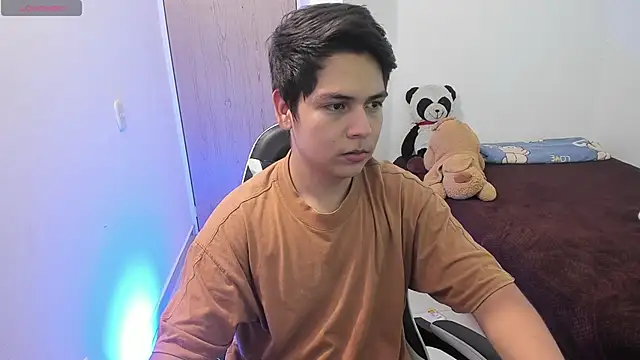 Asta_YunoXXX webkamerás műsora