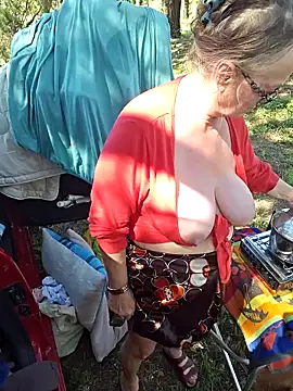 Hot-Muci Live XXX Chat