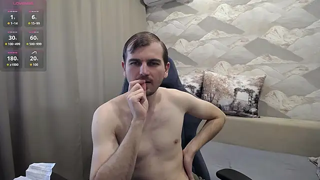 SerzhKorol1: вебкам-шоу