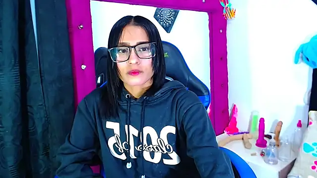 Jenng18's Live XXX Chat