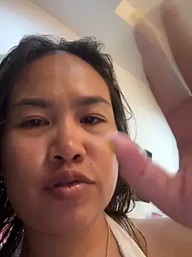 Ponthip Pertunjukan Webcam