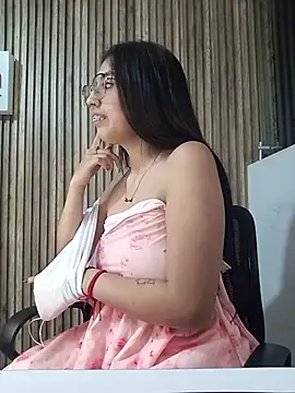 Valk_submissive: онлайн-секс-чат