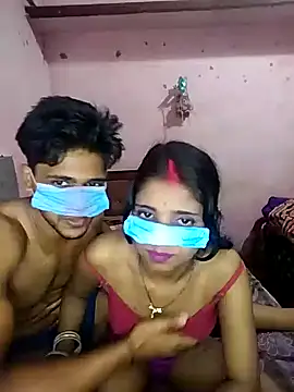 hot_payal_G: διαδικτυακό σόου στην κάμερα