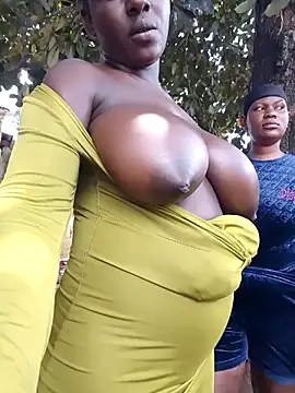 Chat XXX en directo de Broan_me