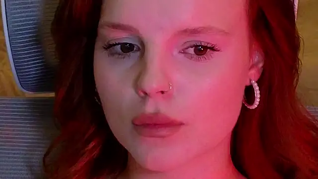 mollybossy: онлайн-секс-чат