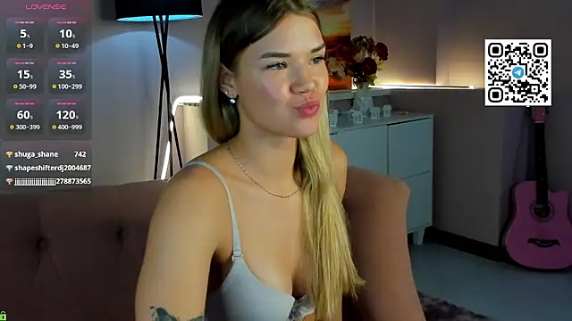 CherryLexi_ 现场XXX聊天