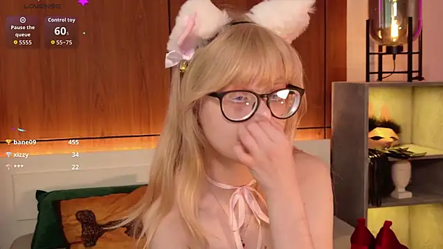 MoliQin Chat XXX live