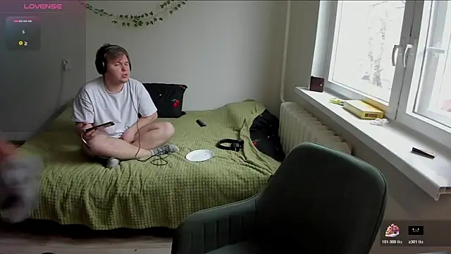 Show modela MashkaRay na web-kameri