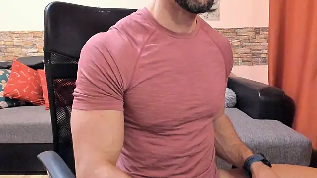 HotHunkTrainer: απευθείας συνομιλία ΧΧΧ