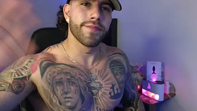 Chat XXX Live Ades_Lowe