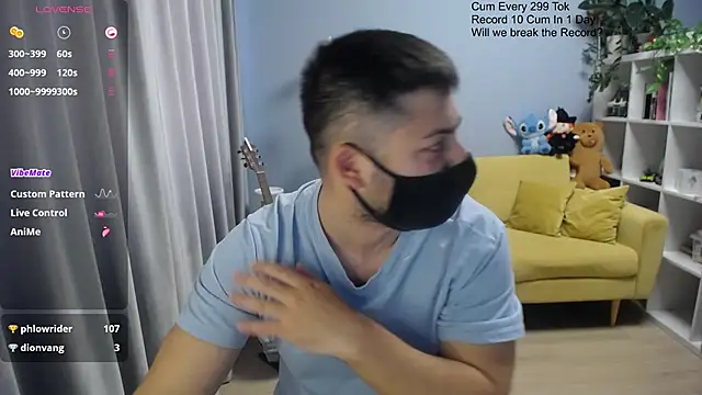 Chatroom XXX en direct de Tomguys