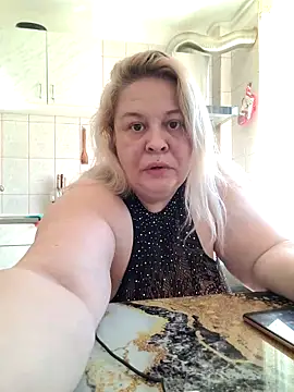 Онлайн чат XXX AriannaMilf