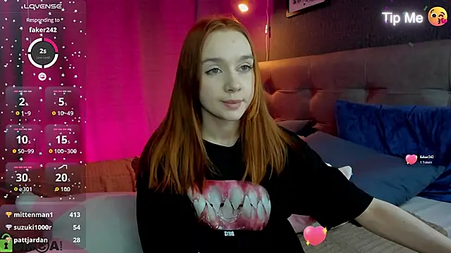 Онлайн чат XXX Lesi_Moonie01