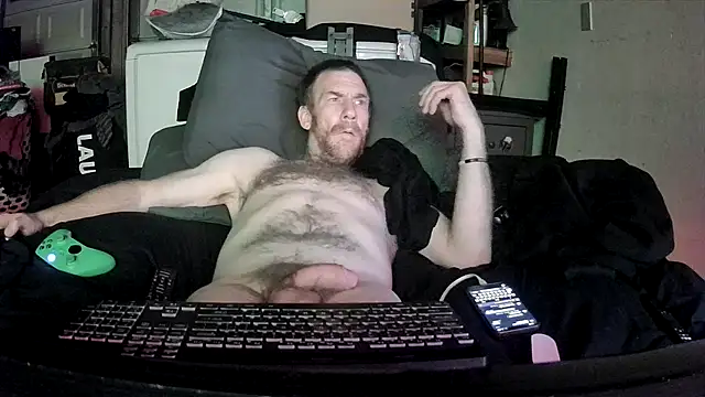 Tiggitytomociti's Webcam Show