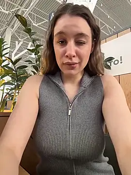 Онлайн чат XXX SashaCatt