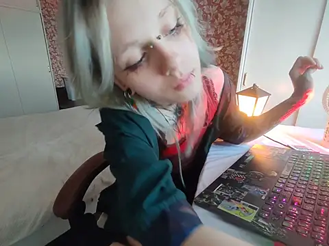 StijenaHunt 现场XXX聊天