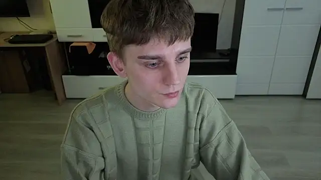 angryzan webcam show