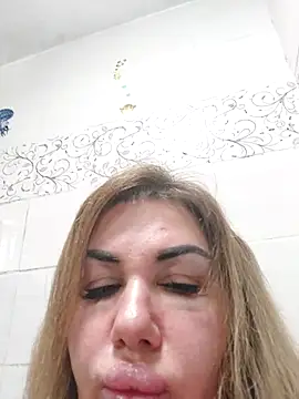 Alisasex@xh Adlı Modelin Canlı XXX Sohbeti