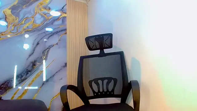 Онлайн чат XXX DaviidBuckx_