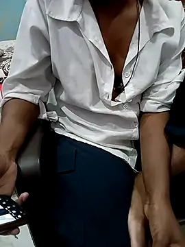 Chat XXX ao vivo de ms_ruby_