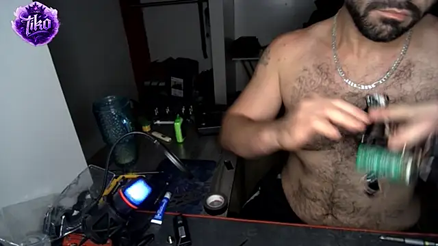 Zander823 webkamerás műsora