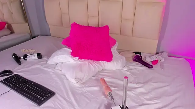 XXX chat uživo modela EmmaLawrence_