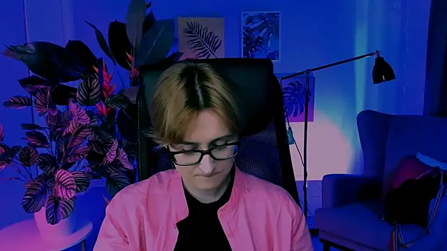 Онлайн чат XXX LixeLuna