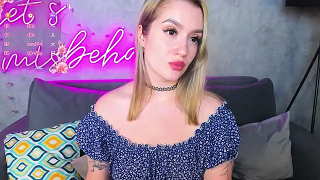 Viickie_Nelsson Chat XXX in diretta