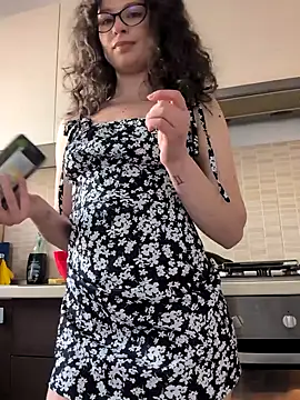 IreneBlue_ Chat XXX in diretta