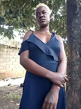 Pokazy przed kamerką – Broan_me