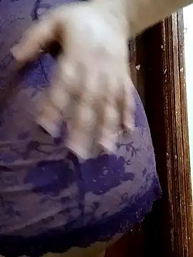 Show modela Romayssaa na web-kameri